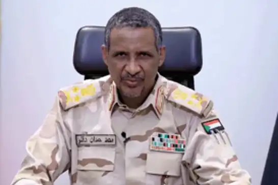 حميدتي يقر بوقوع تجاوزات في الفاشر ويأمر قواته بالانسحاب من أحياء المدينة