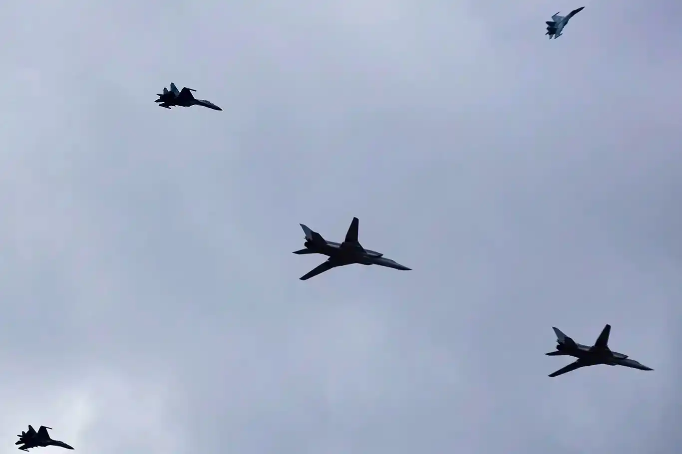 مقاتلات بولندية تعترض طائرة استطلاع روسية فوق بحر البلطيق مقاتلات بولندية تعترض طائرة استطلاع روسية فوق بحر البلطيق