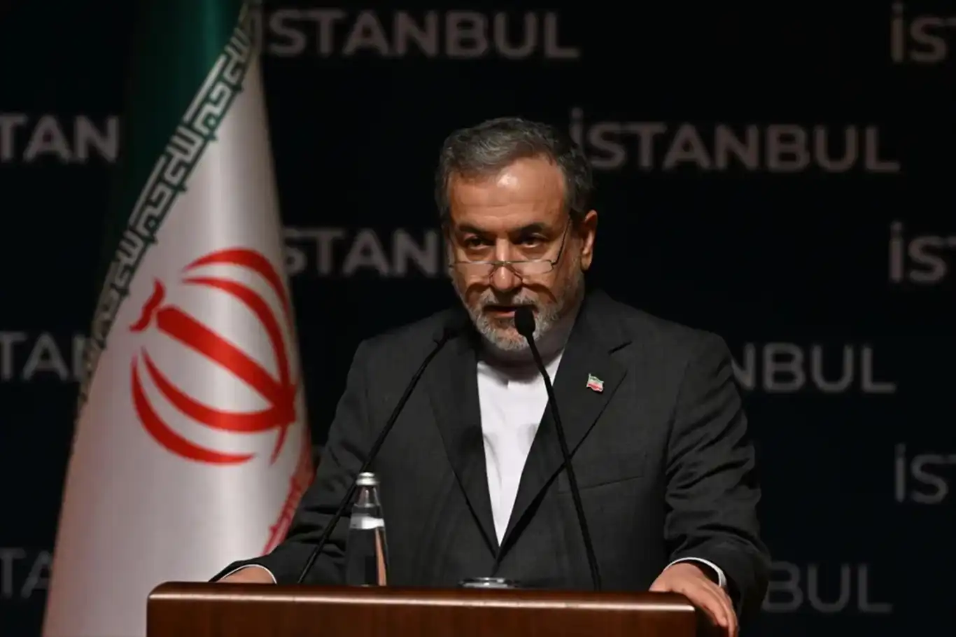 Iranian FM reaffirms readiness for constructive dialogue Iranian FM reaffirms readiness for constructive dialogue