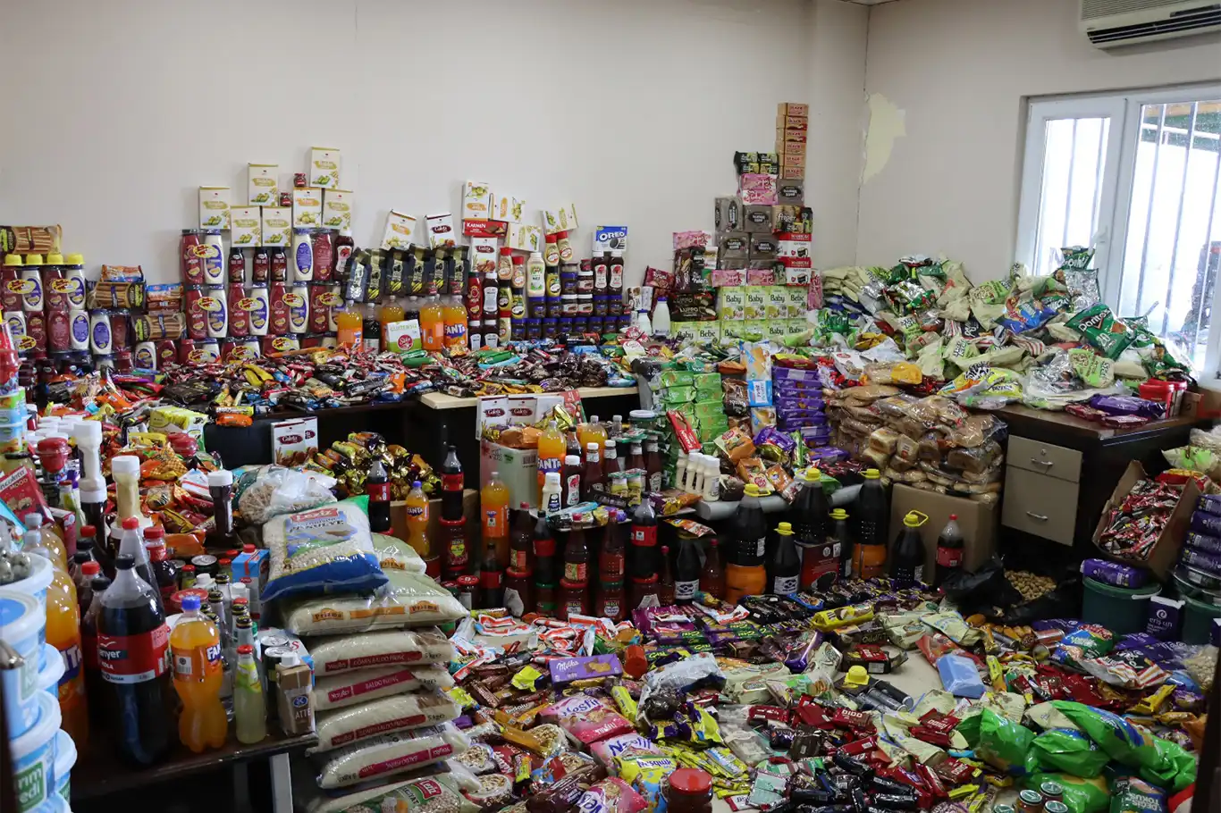 Şanlıurfa’da zabıtadan gıda denetimi: Bozulmuş ürünler ele geçirildi Şanlıurfa’da zabıtadan gıda denetimi: Bozulmuş ürünler ele geçirildi