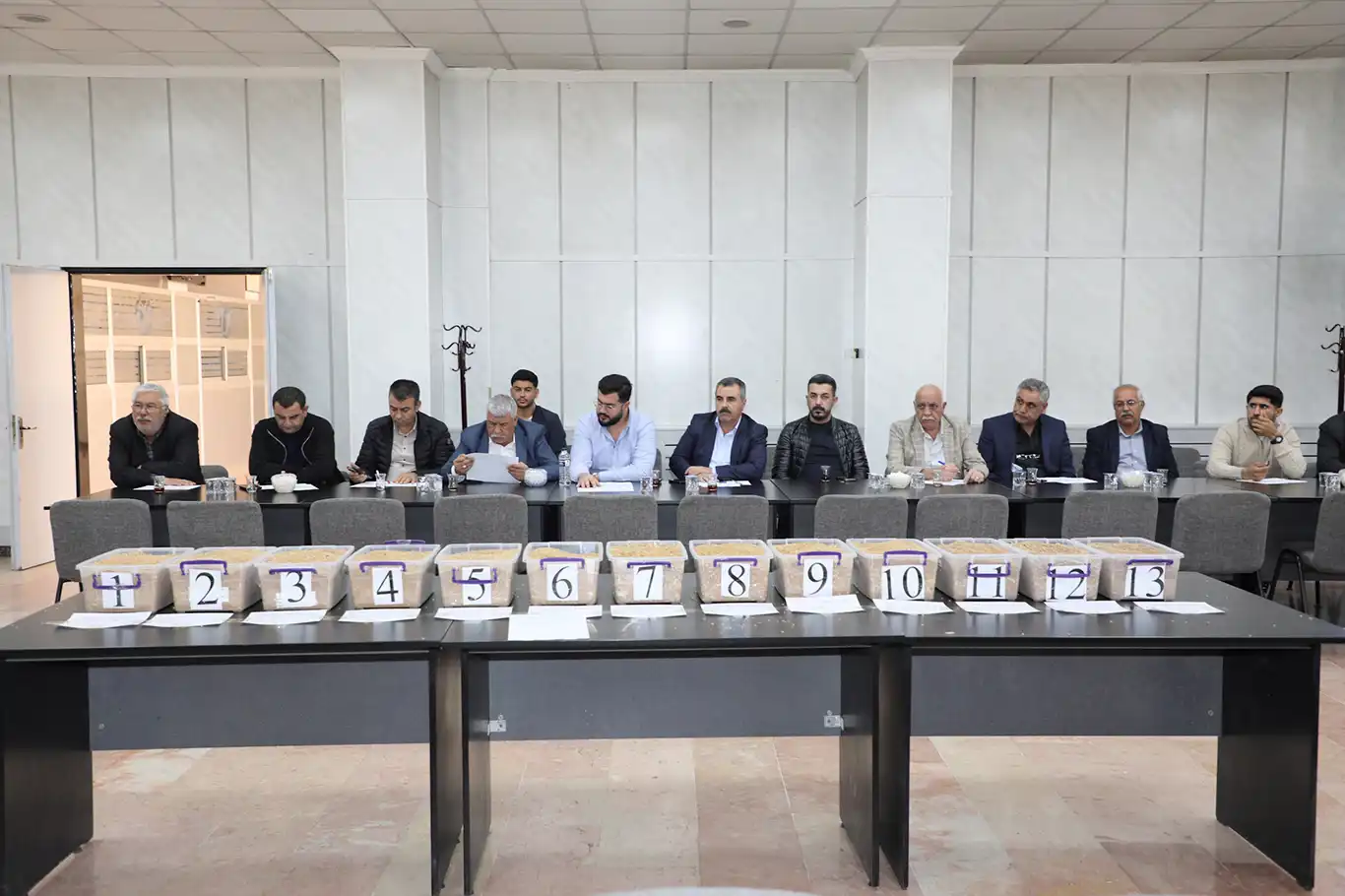 Gaziantep’te buğday ve mercimek, açık artırmayla satışa sunuldu Gaziantep’te buğday ve mercimek, açık artırmayla satışa sunuldu