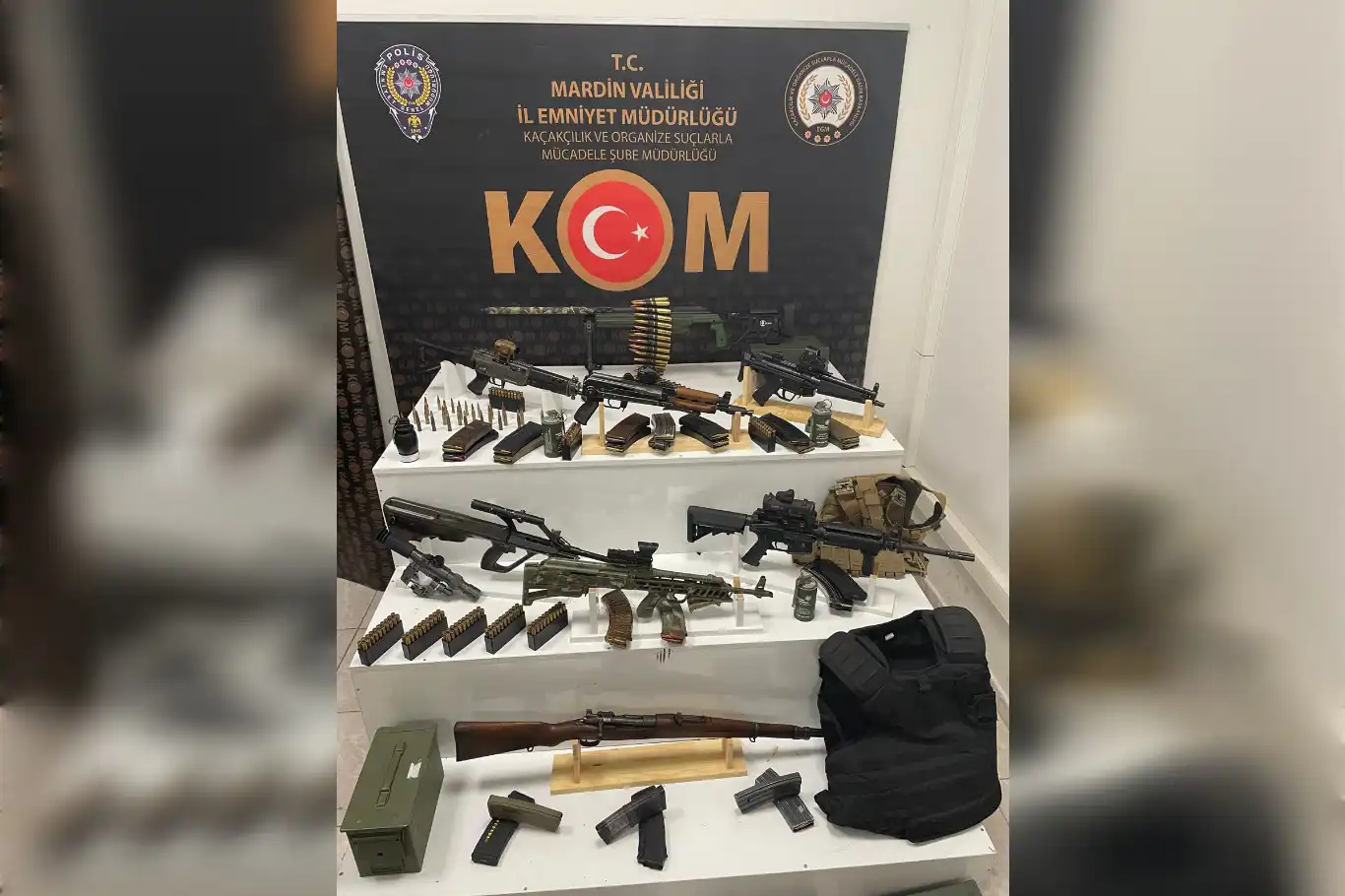 Mardin’de 8 uzun namlulu silah ele geçirildi: 2 gözaltı Mardin’de 8 uzun namlulu silah ele geçirildi: 2 gözaltı