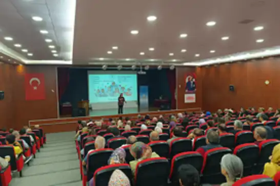 “Bir Şefkat Haresi Projesi" kapsamında öğretmenlere “İyi Oluşu Güçlendirme” eğitimi verildi