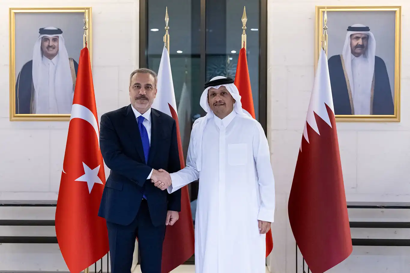 Dışişleri Bakanı Fidan, Katar Başbakanı Al Sani ile görüştü Dışişleri Bakanı Fidan, Katar Başbakanı Al Sani ile görüştü