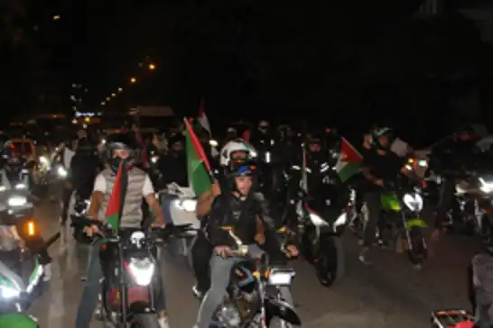 Diyarbakır'da motosiklet sürücülerinden Sumud Filosu'na destek