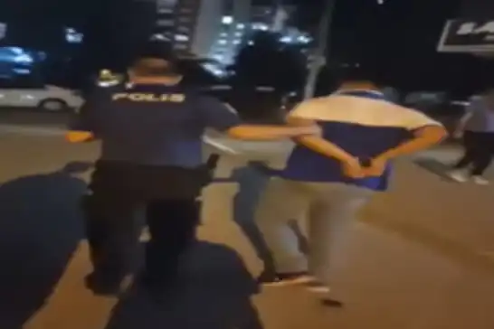 Adana'da pastaneye el bombası atıldı
