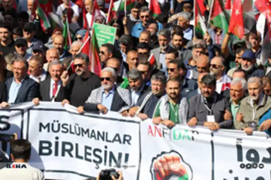 Yapıcıoğlu frames Gaza struggle as test of Muslim resolve