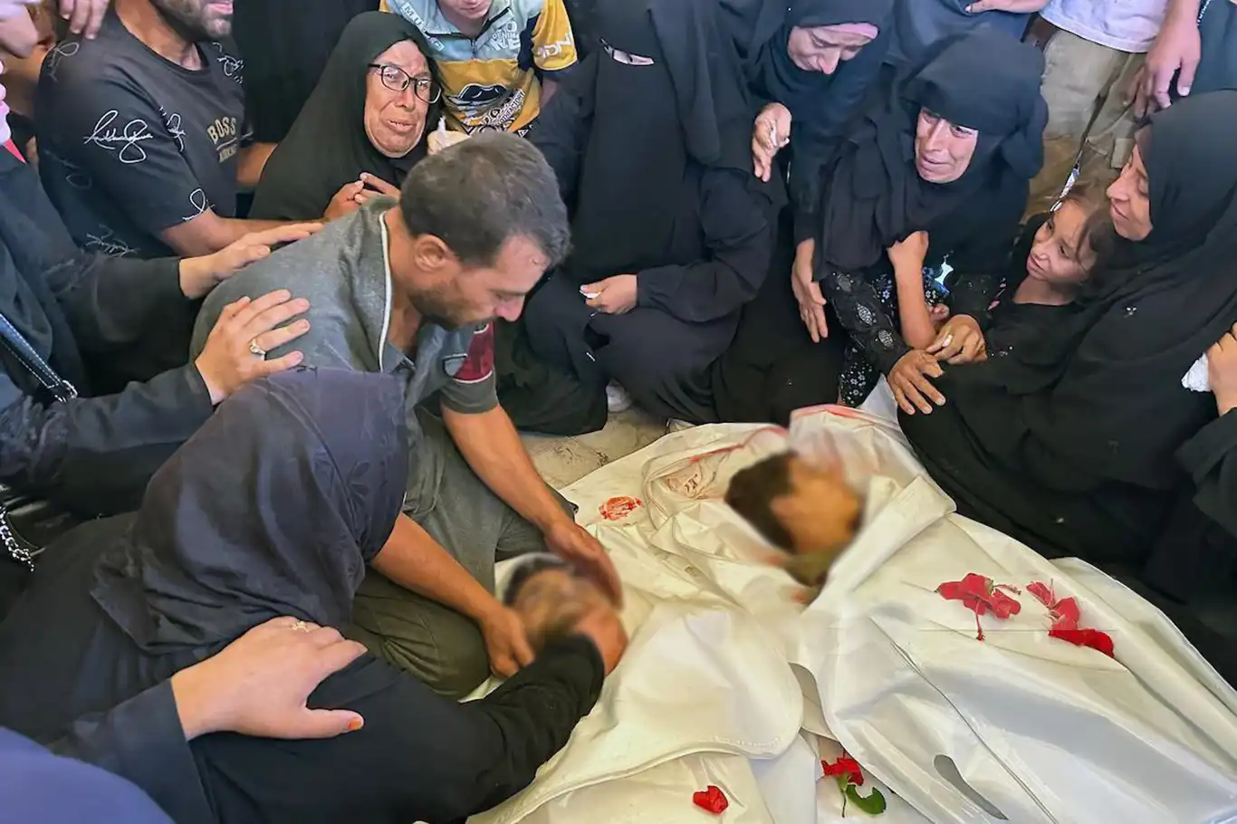 Gazze'de 48 saatte 94 şehit: Siyonist rejim 131 saldırı düzenledi