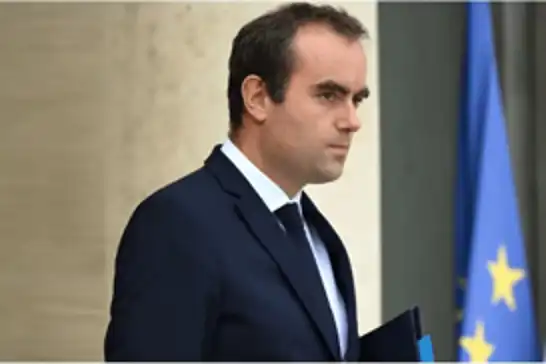 سەرۆک وەزیرانی فەرەنسا توانی ٢٧ ڕۆژ لە پۆستەکەیدا بمێنێتەوە!