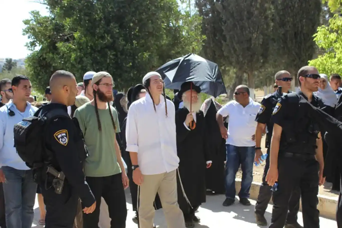 Siyonist gruplar, Mescid-i Aksa'ya saldırı için hazırlanıyor Siyonist gruplar, Mescid-i Aksa'ya saldırı için hazırlanıyor
