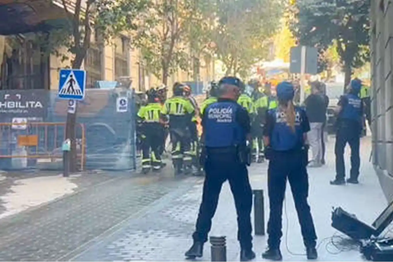 İspanya'da bina çöktü: 4 kayıp İspanya'da bina çöktü: 4 kayıp