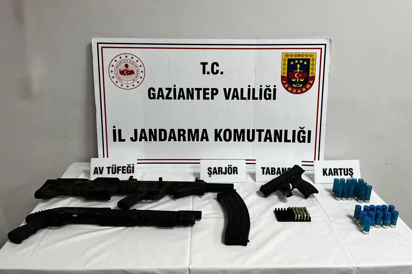 Gaziantep'te silah kaçakçılığı operasyonunda 3 tutuklu