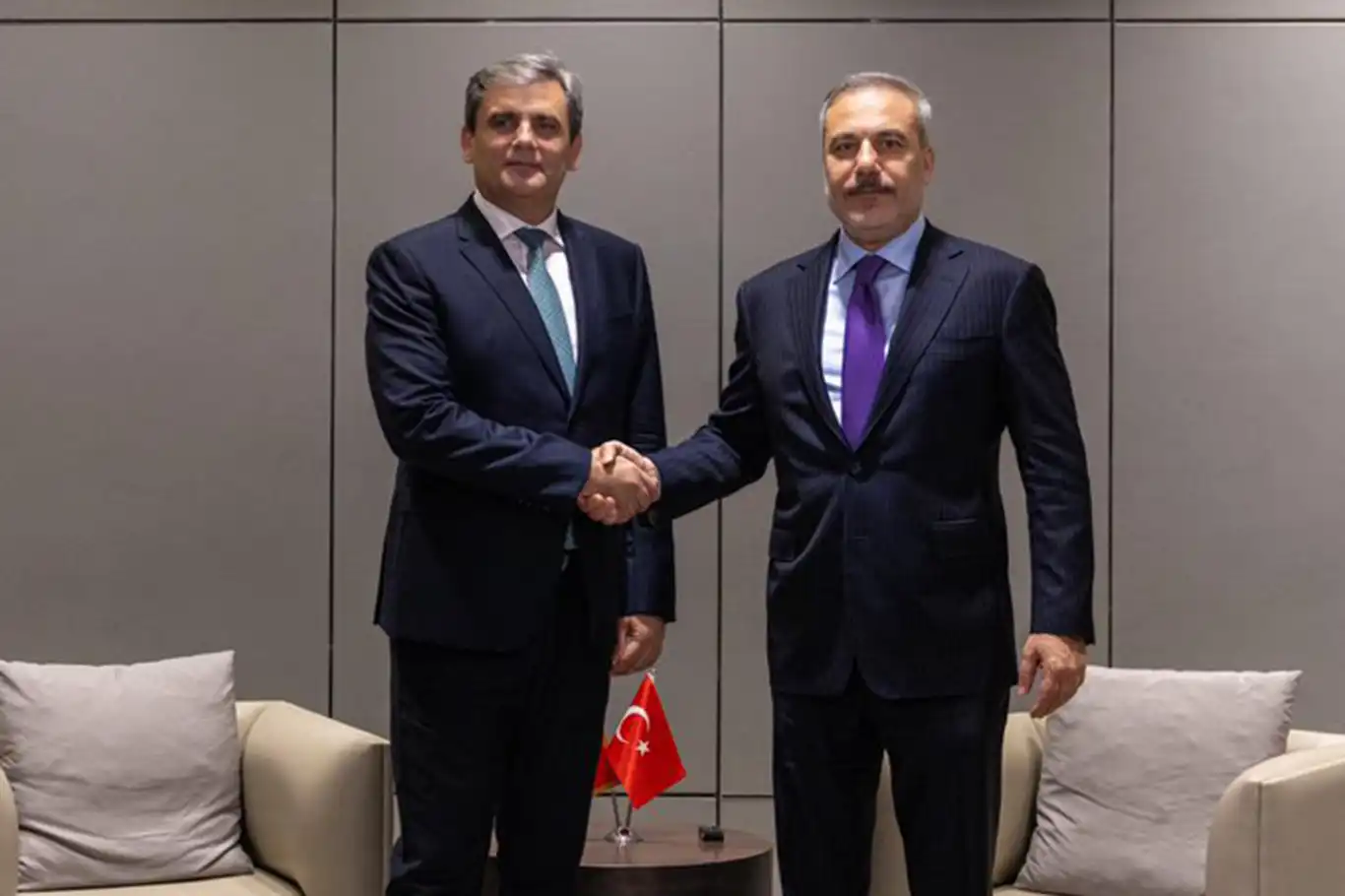 Dışişleri Bakanı Fidan, Karadağ Dışişleri Bakanı İbrahimovic ile görüştü Dışişleri Bakanı Fidan, Karadağ Dışişleri Bakanı İbrahimovic ile görüştü