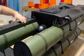 ئێران ناسنامە و تۆماری ڤیدیۆیی کارمەندانی کۆمپانیایەکی سەربازی رژێمی داگیرکەر بڵاو دەکات