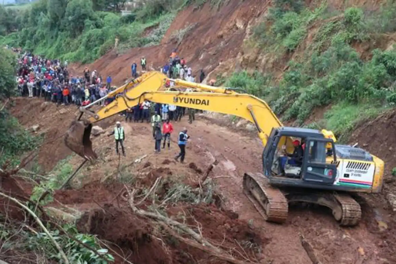 Kenya'da toprak kayması: 13 ölü, çok sayıda kayıp Kenya'da toprak kayması: 13 ölü, çok sayıda kayıp