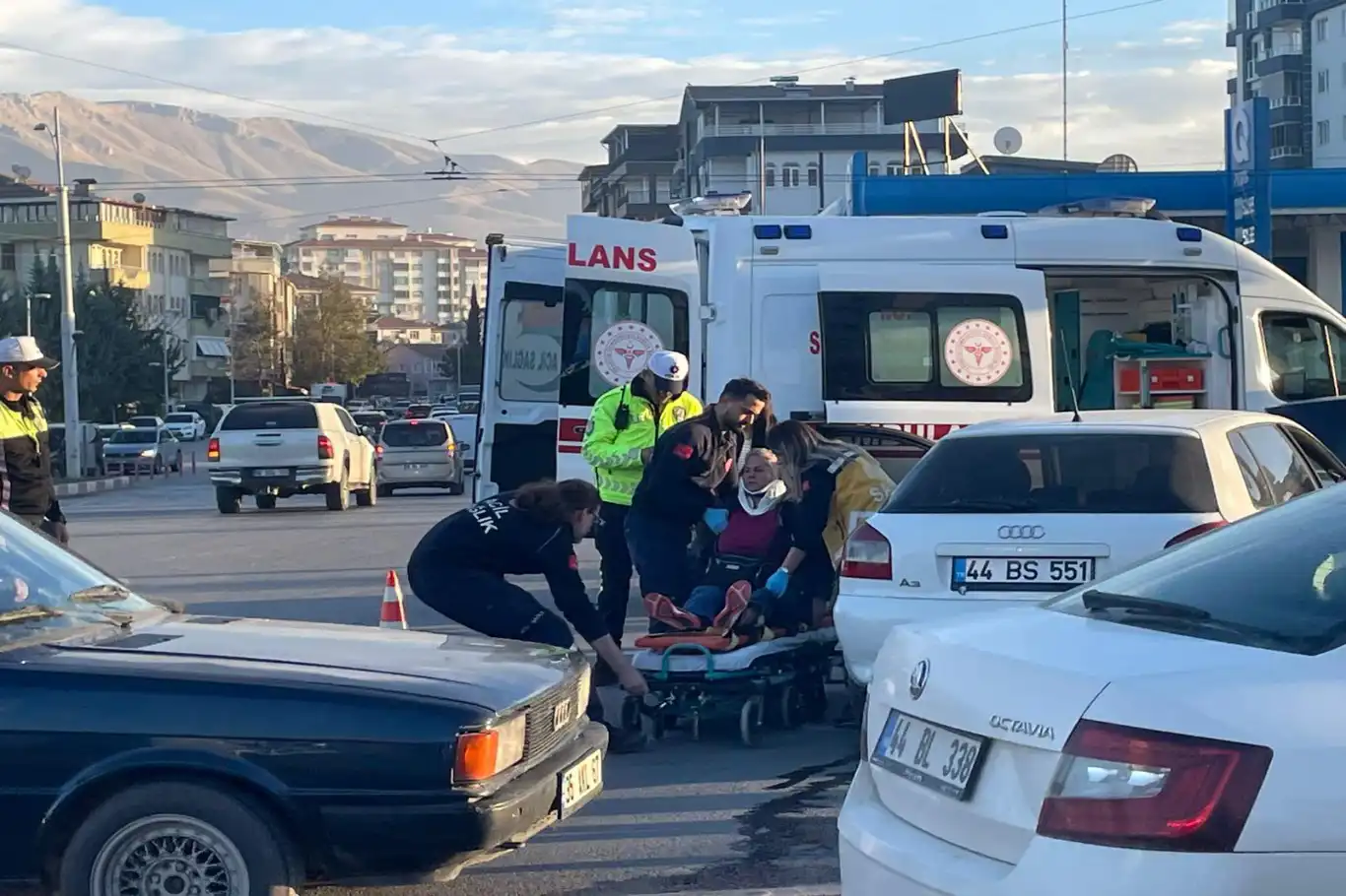 Malatya'da otomobiller çarpıştı: 1 yaralı 