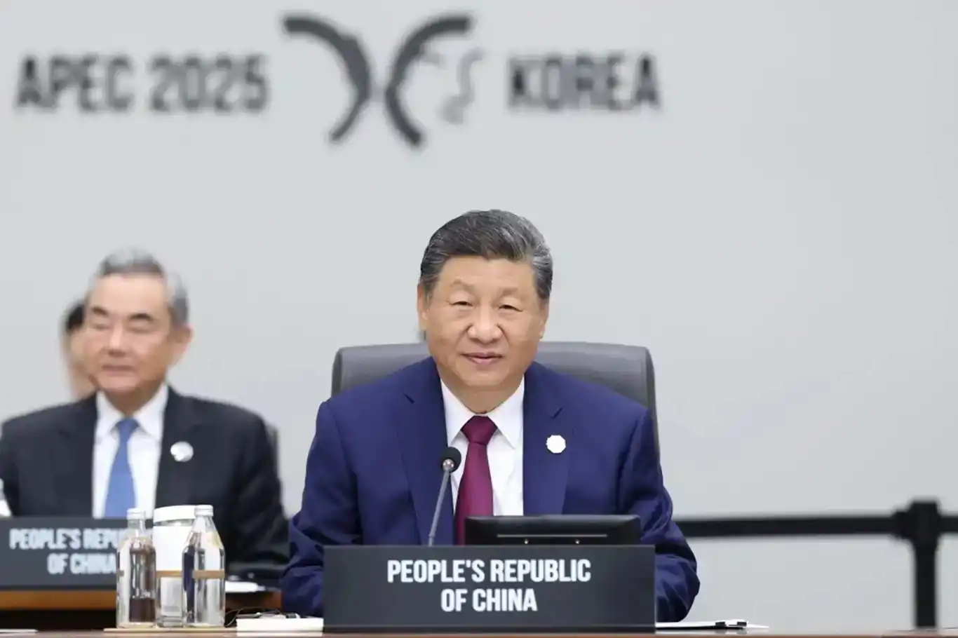 الصين تستضيف قمة منتدى التعاون الاقتصادي لآسيا والمحيط الهادئ (APEC) عام 2026 الصين تستضيف قمة منتدى التعاون الاقتصادي لآسيا والمحيط الهادئ (APEC) عام 2026