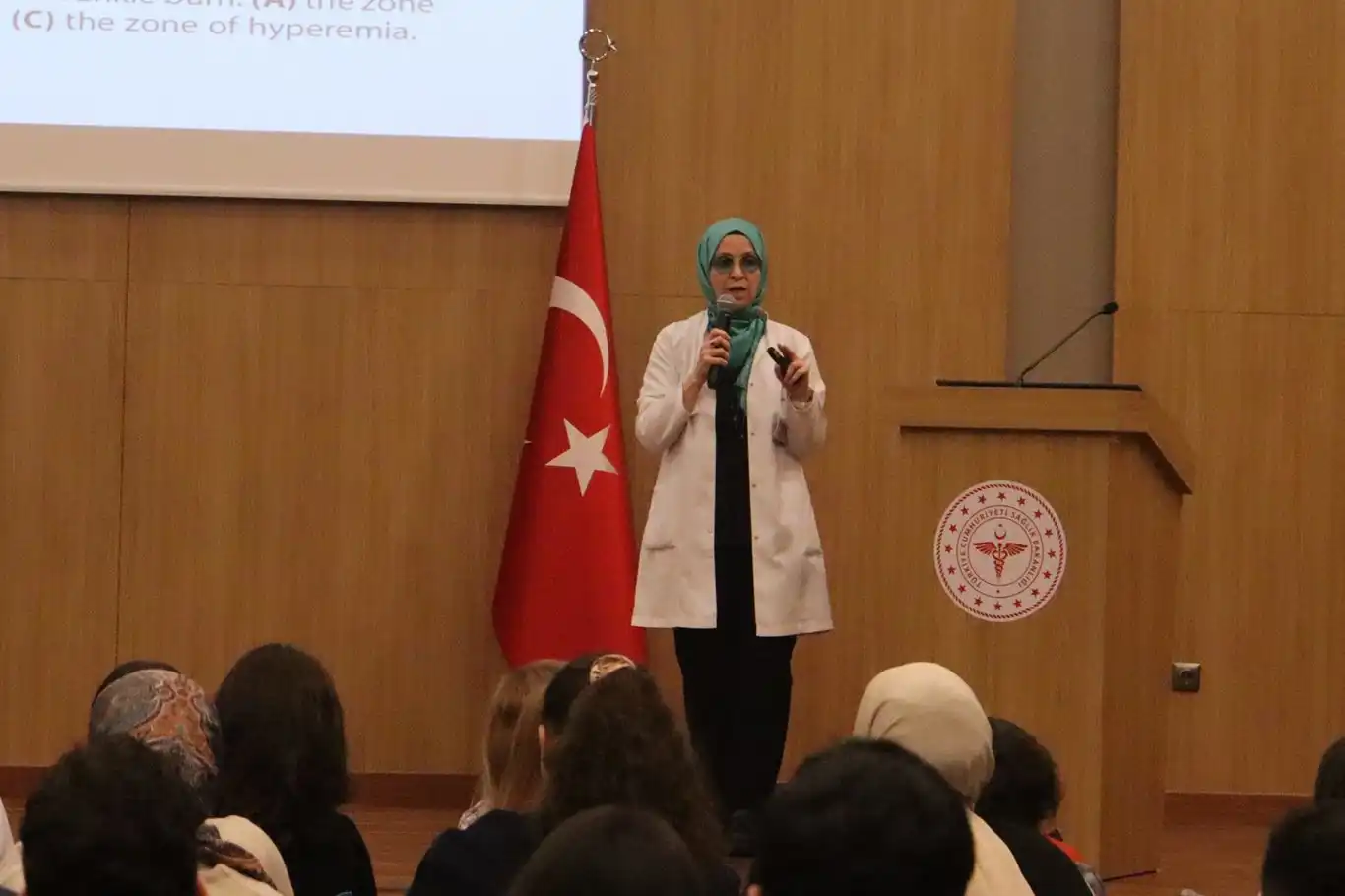 Doç. Dr. Dayı: Yanık müdahalesinde eğitimli personel hayati önem taşıyor