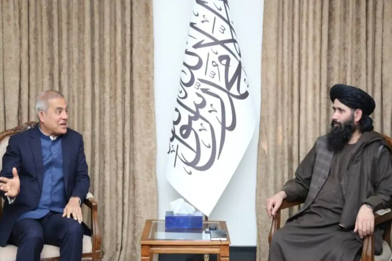 Islamic Emirate and United Nations discuss support for returning refugees in Afghanistan