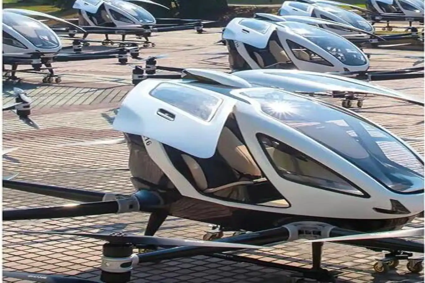 China startup unveils Electric “flying taxi” at import expo