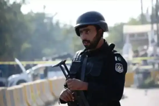 باكستان..هجوم انتحاري في إسلام آباد يخلف 12 قتيلاً و21 جريحاً