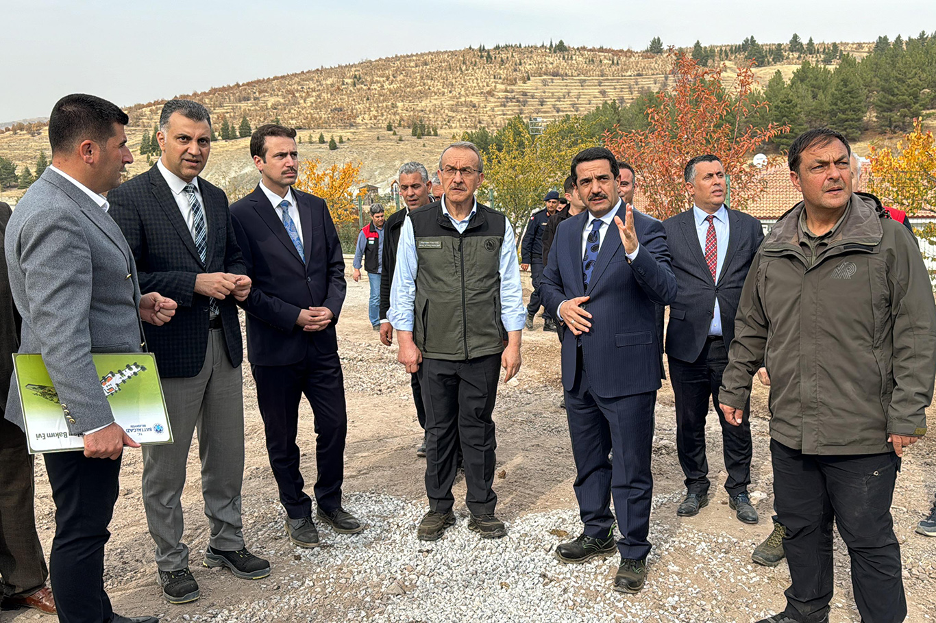 Malatya Valisi Yavuz, Battalgazi Belediyesi'nin yeni hayvan barınağı projesini inceledi