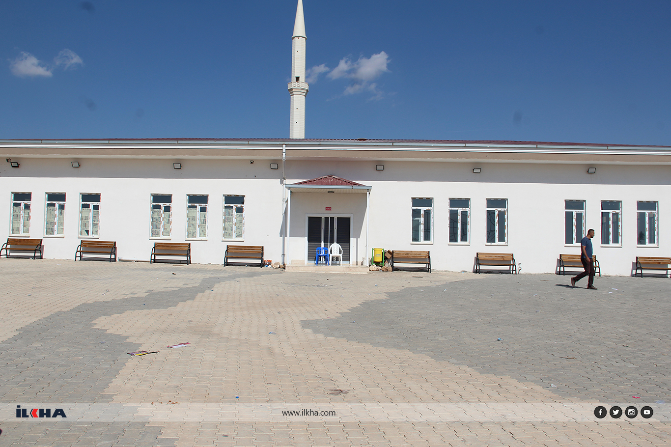 7cbbde61-9d0a-41d4-a64b-3ede98ab6f7c