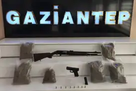 Gaziantep’te silah ve uyuşturucu operasyonu: 2 gözaltı