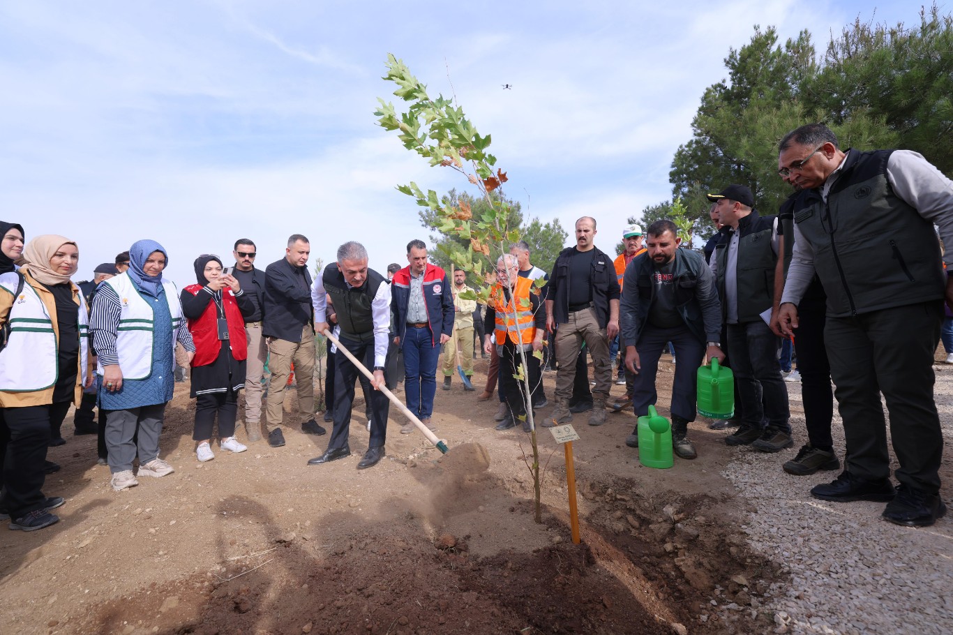 Mardin’de "Geleceğe Nefes" temasıyla 5 bin fidan toprakla buluştu