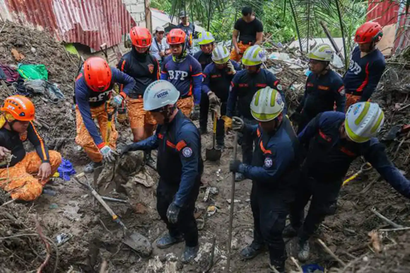 Li Fîlîpînan felaketa tofanê: 250 kes mirin, 112 kes winda ne