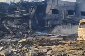 Hindistan'da fabrika yangını: 2 ölü 20 yaralı