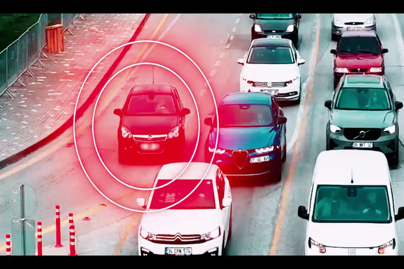 Gaziantep'te hatalı şerit değiştiren 813 sürücüye cezai işlem uygulandı