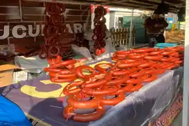 Ağrı'da 415 kilogram etiketsiz sucuk ele geçirildi