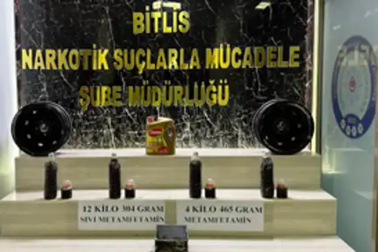 Bitlis’te araç içine zulalanmış yaklaşık 17 kilo metamfetamin ele geçirildi