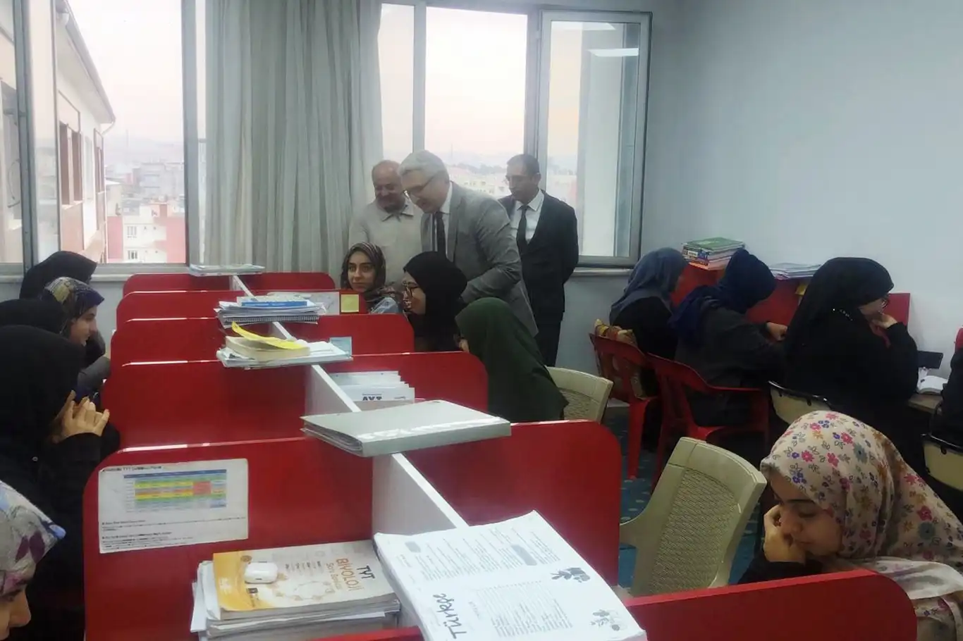 Öğrencilerin YKS'ye hazırlık kampı devam ediyor