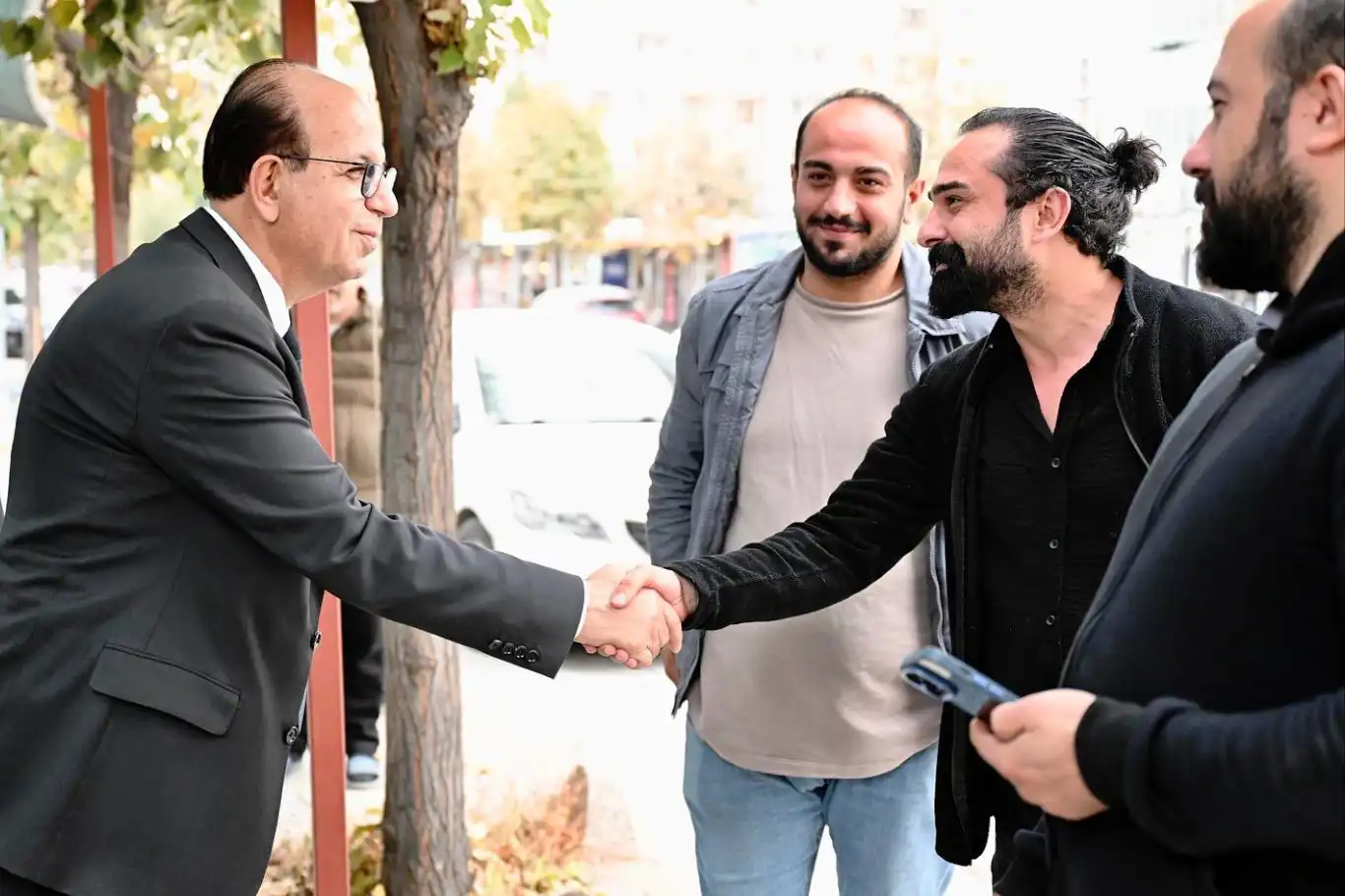 Belediye Başkanı Geçit, esnafın görüş taleplerini yerinde değerlendirdi