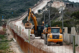 UNIFIL: Israeli occupation expands illegal border walls inside Lebanon