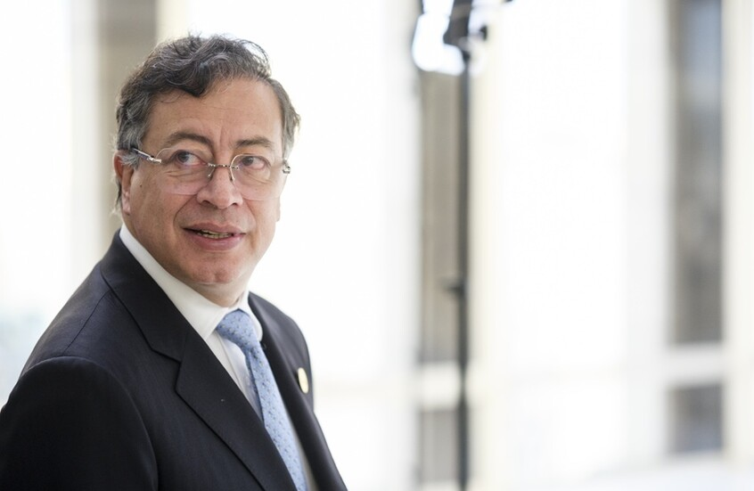 كولومبيا تعزز دفاعاتها بشراء 17 مقاتلة سويدية لمواجهة أي عدوان