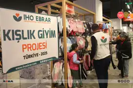 ئیهۆ ئەبرار لە دیاربەکر هاوکاری بە سەر سەدان یەتیم دابەش دەکات