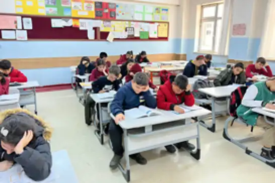 Ara tatil sona eriyor: Yarın ders zili çalacak