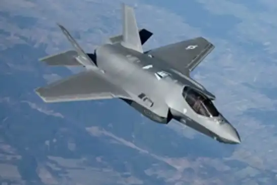 ترامب يطرح على الطاولة صفقة بيع مقاتلات "F-35" للسعودية