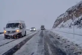 Kubbe Dağı beyaza büründü