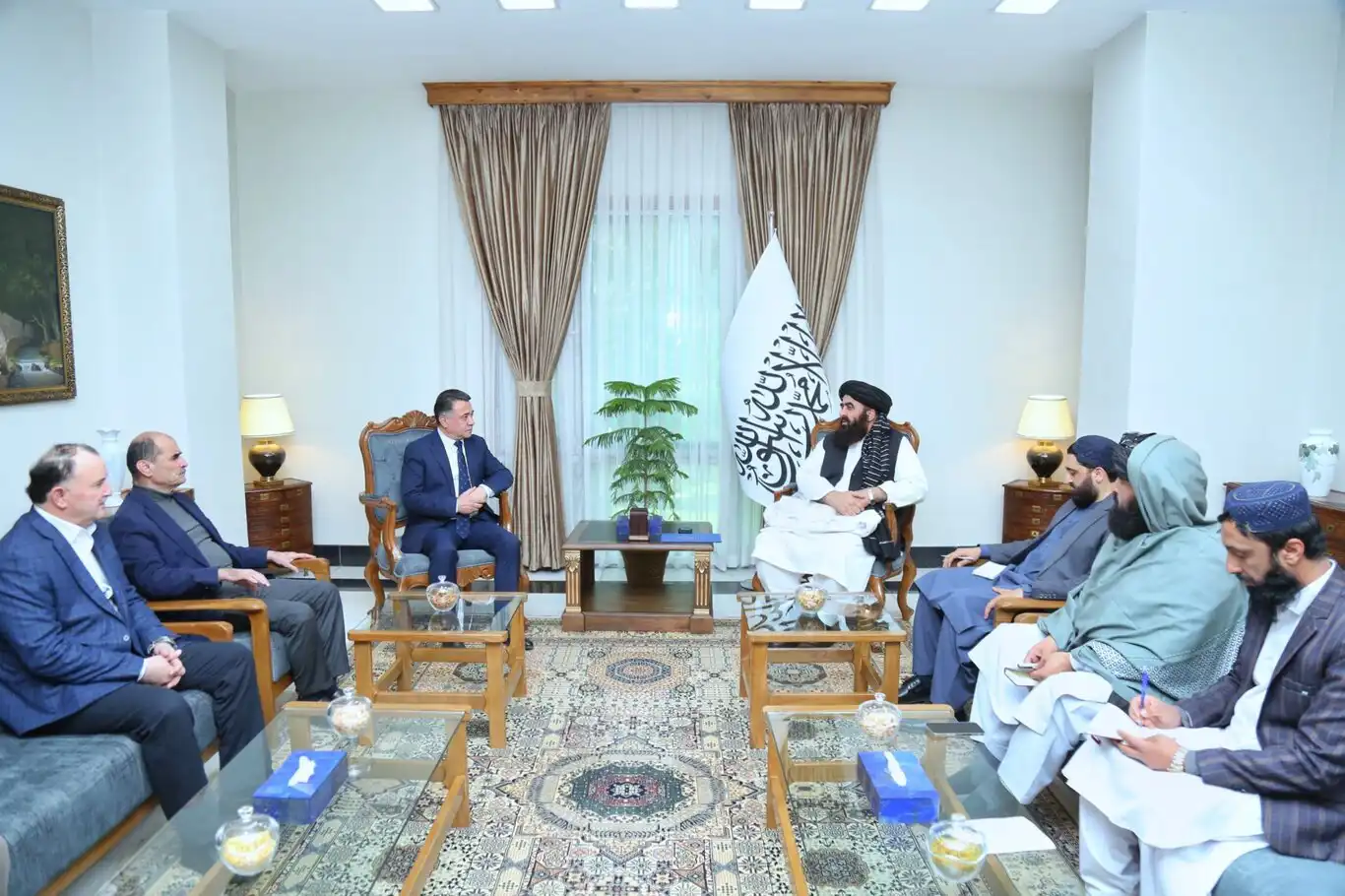 Tajikistan delegation holds talks in Kabul to boost bilateral cooperation