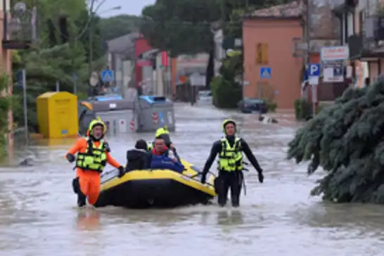 İtalya'da şiddetli yağışlar sele yol açtı: 2 kayıp