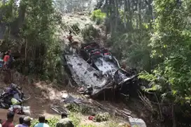 Li Ekvadorê otobûs gêrê şerempolê bû: 21 mirî, 40 birîndar