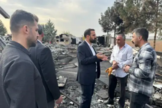 HÜDA PAR heyetinden yangın mağduru esnafa destek ziyareti