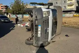 Batman'da otomobil ile transit çarpıştı: 2 yaralı