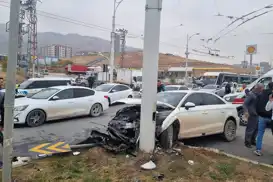 Malatya'da otomobiller çarpıştı: 2 yaralı