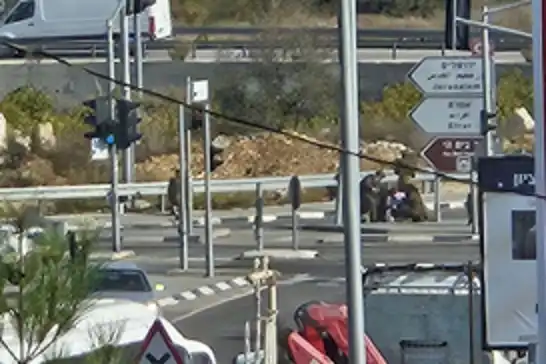 Batı Şeria'da direnişten bıçaklı eylem: 1 ölü 3 yaralı