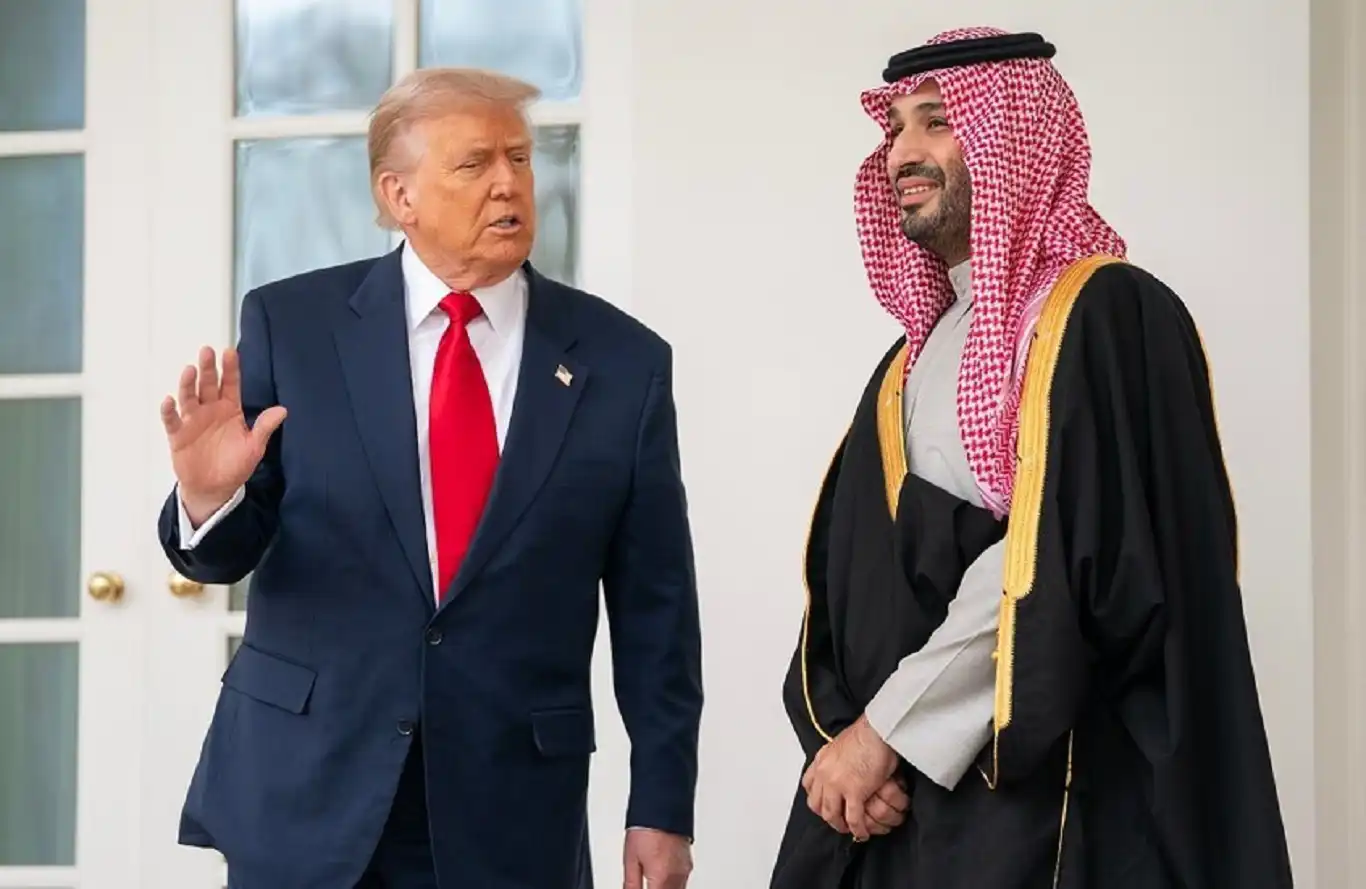 ترامب: بدأنا العمل بالتعاون مع دول المنطقة على حل الصراع في السودان